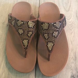 Brown Sparkled FitFlops